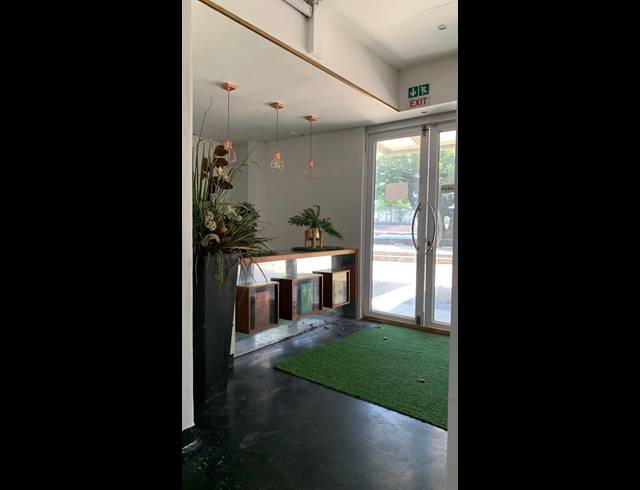 410M² BUSINESS FOR SALE IN POINT WATERFRONT